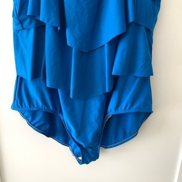 Maxine of Hollywood Blue Ruffles Plus Swimsuit 24W - Picture 5 of 9